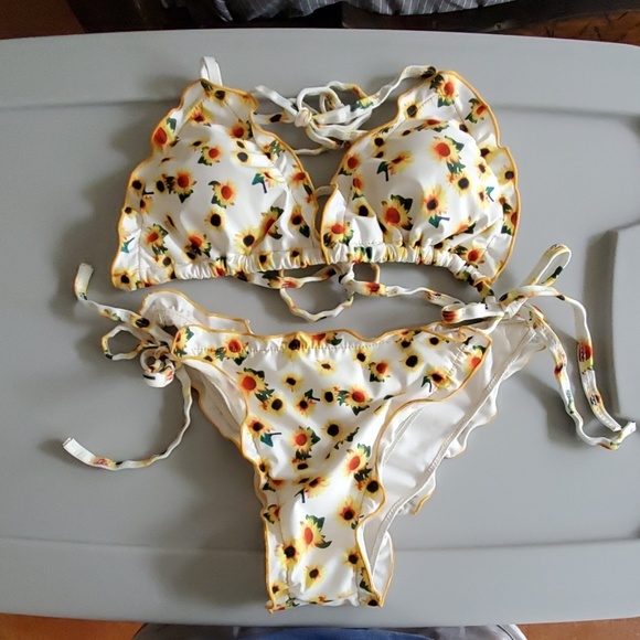 sunflower ruffle bikini